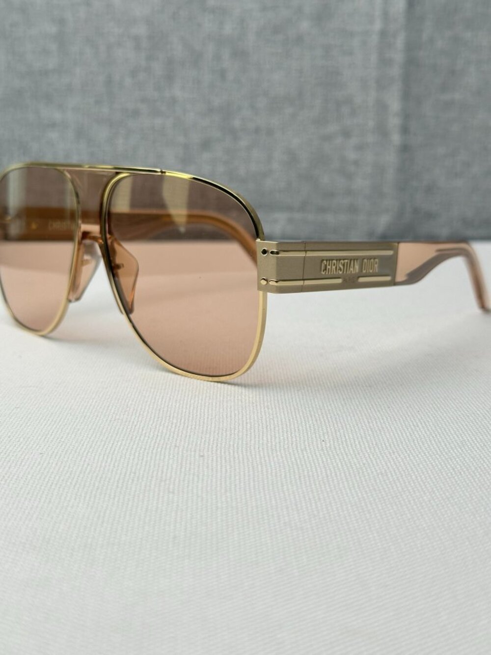 NEW Dior DiorSignature A3U Sunglasses Gold Pilot Aviator 61-13-140